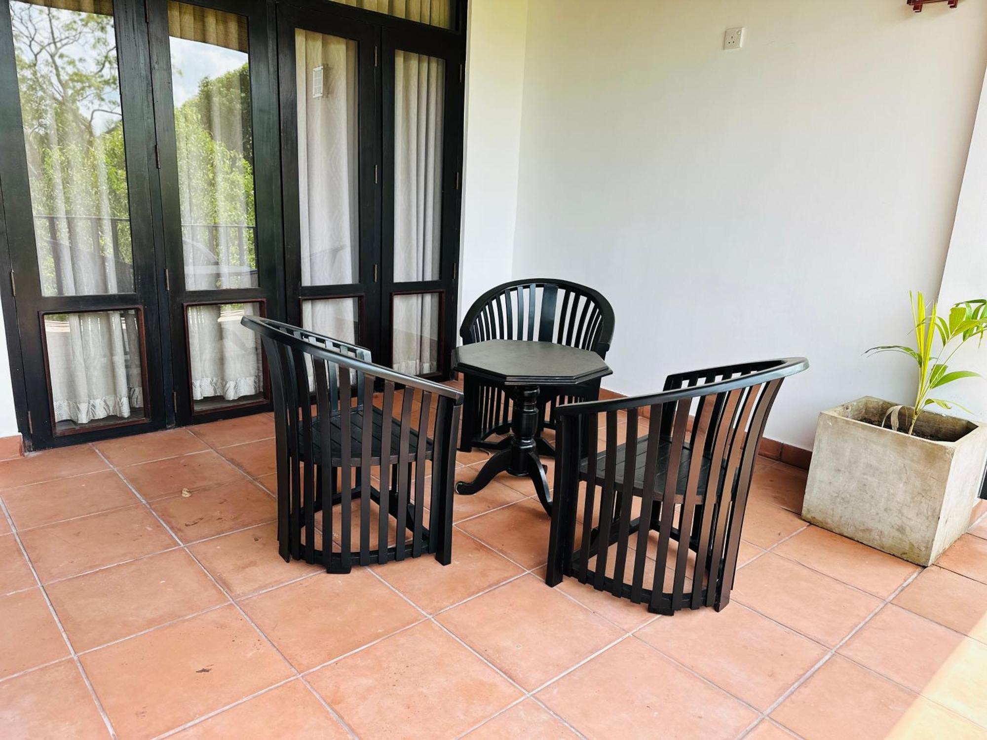 Gamodh Citadel Resort Anuradhapura Εξωτερικό φωτογραφία