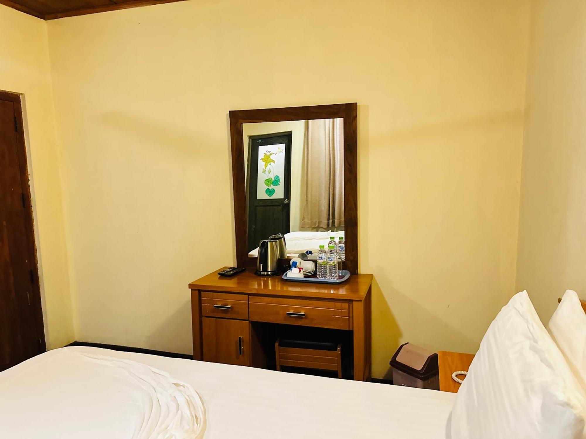 Gamodh Citadel Resort Anuradhapura Εξωτερικό φωτογραφία