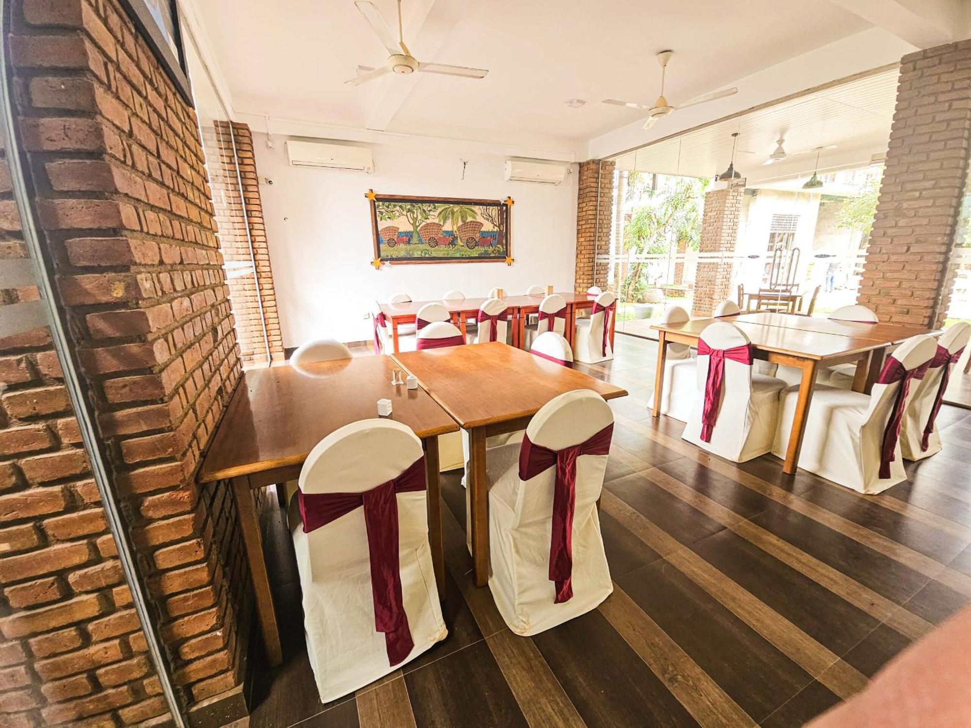 Gamodh Citadel Resort Anuradhapura Εξωτερικό φωτογραφία